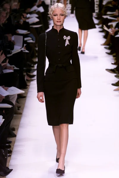 Look 8